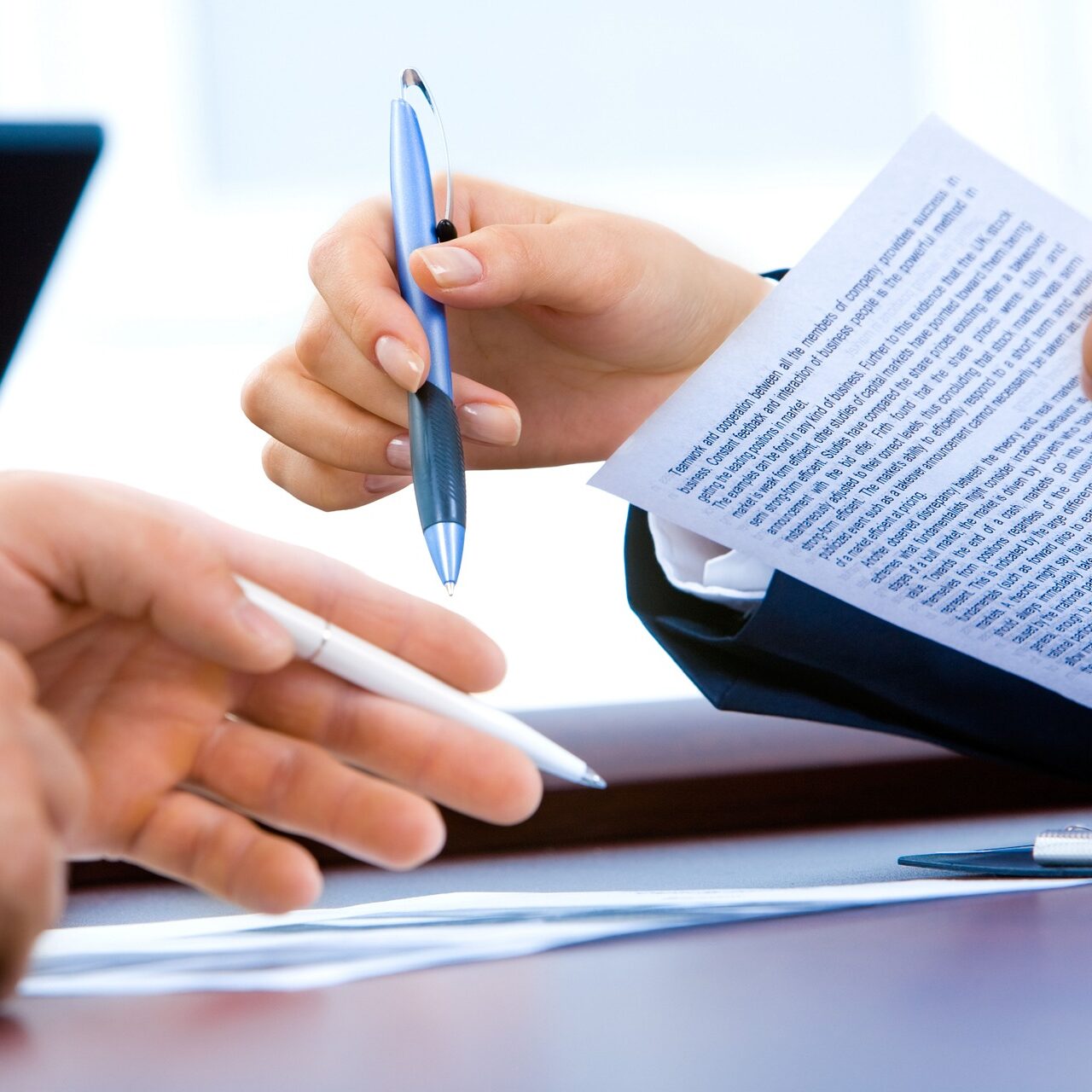 aymanejed-laptop-3196481_1920