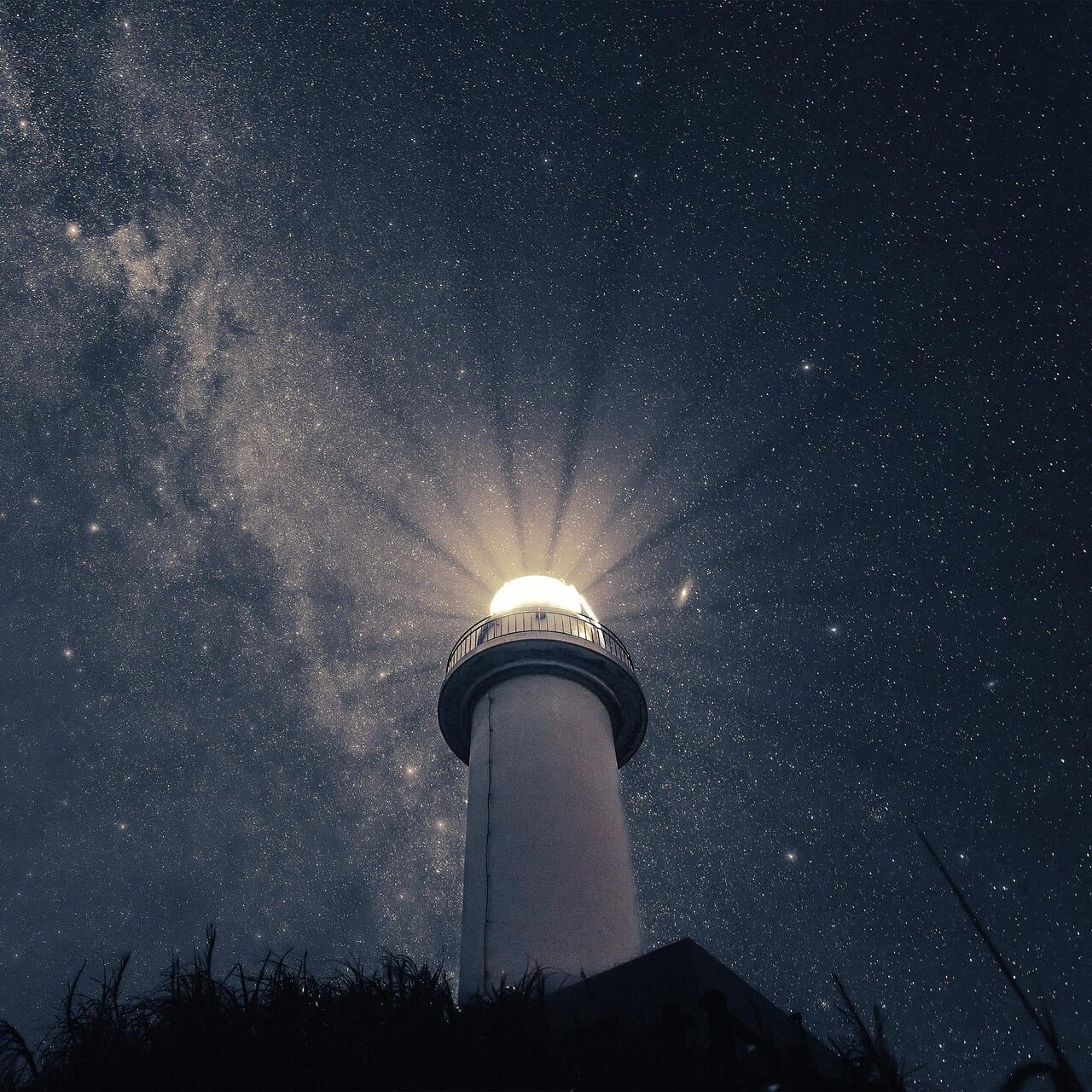 kanenori-lighthouse-6785763_1920